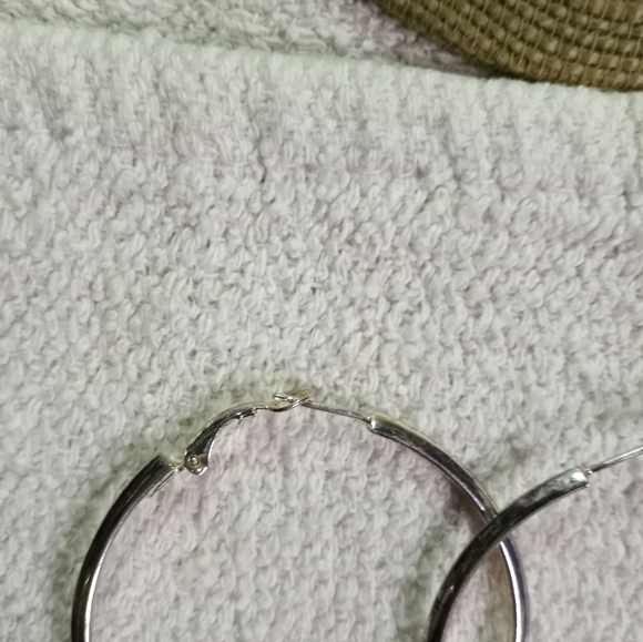 Silvertone hoop pierced earrings large - Picture 6 of 6